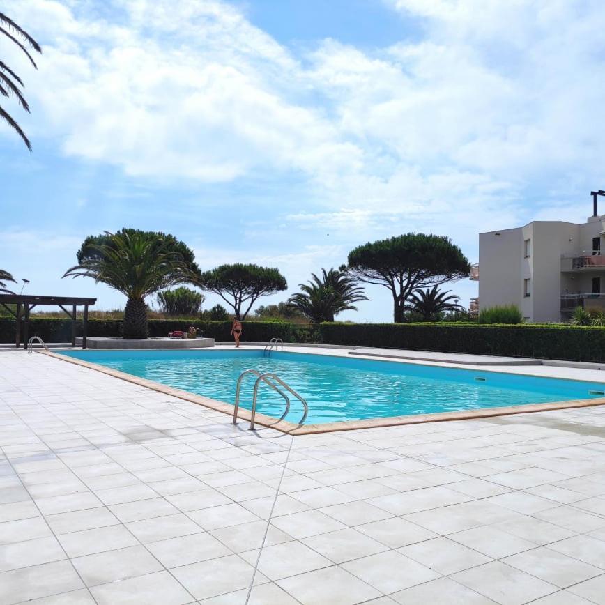 Les Capitelles 5 - Acces Direct A La Plage Depuis Le Jardin - T2 Avec Cabine - 6 Pers - Jardin - Piscine - Parking แซงต์-ซีเปรียง ภายนอก รูปภาพ